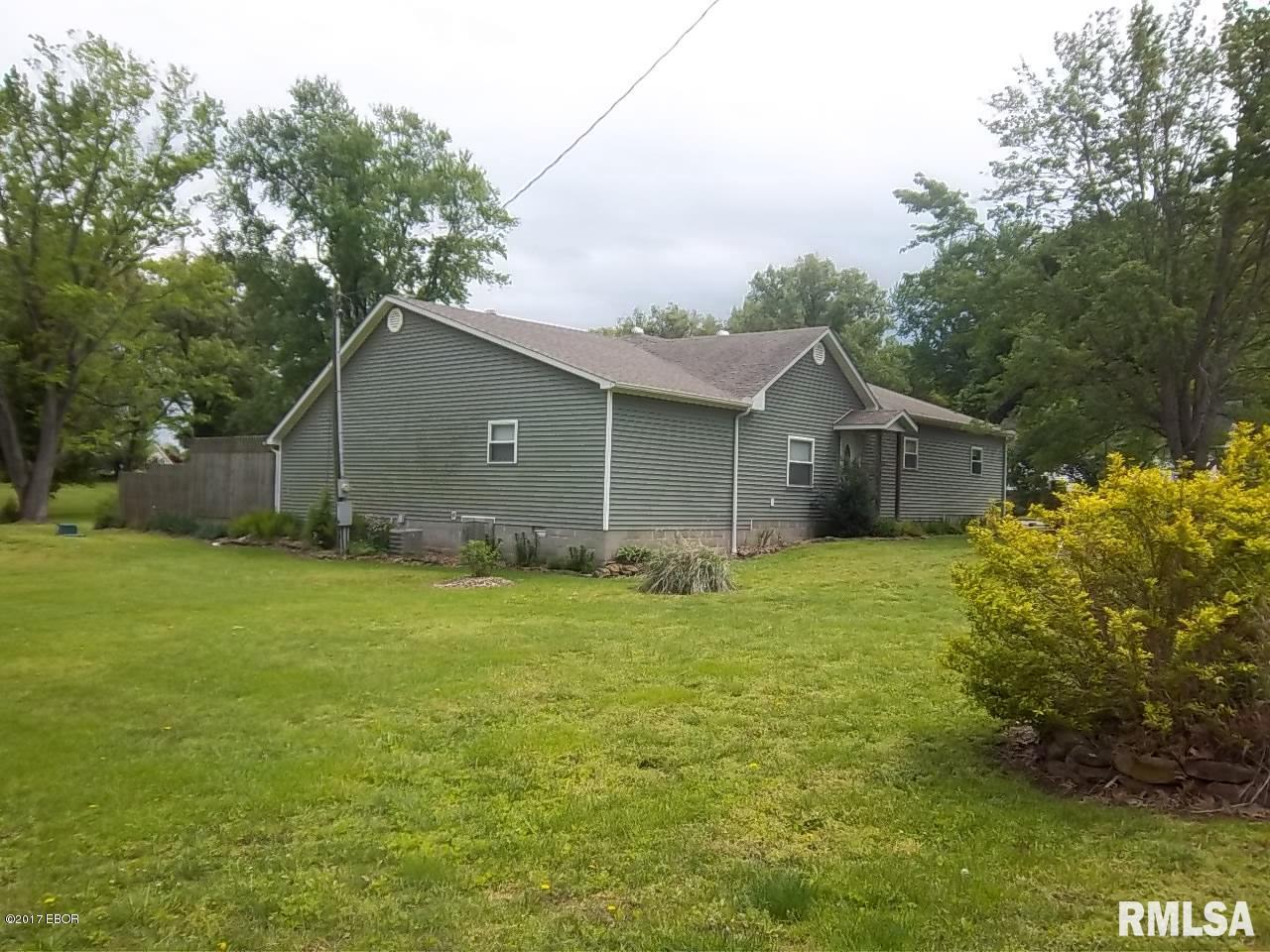 105 Liberty Road Harrisburg, IL 62946 - Photo 5 of 32