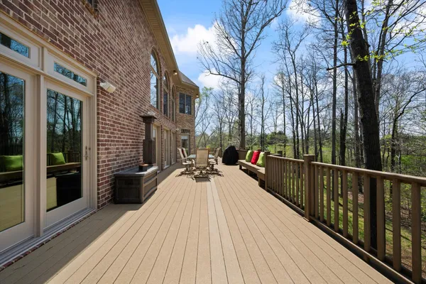 a view of a house with pool on roof