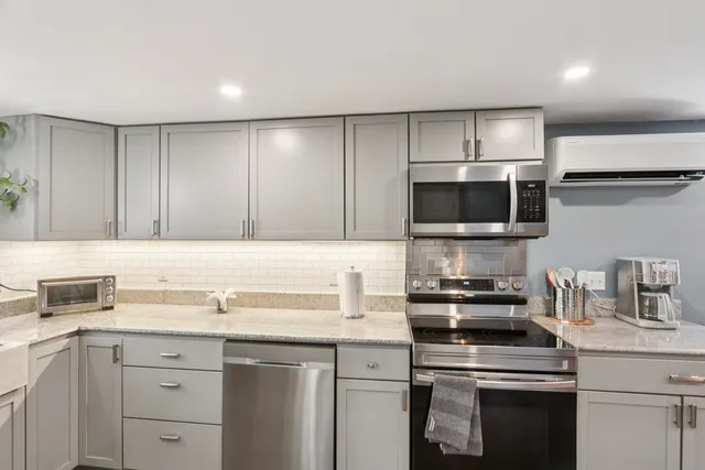 $330,000 | 24 Ashton Place, Greenville, NH 03048