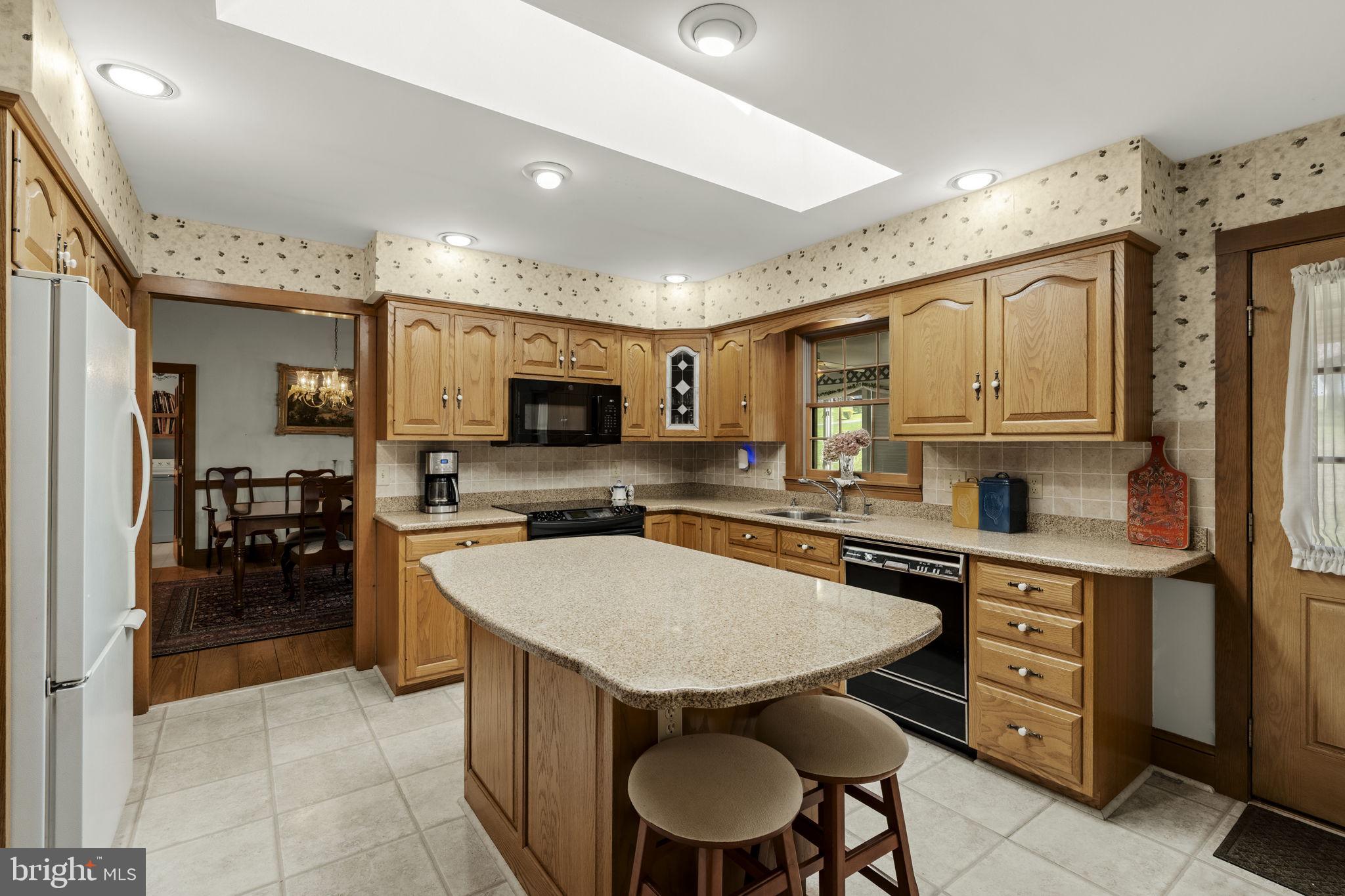 712 Vinemont Road Reinholds, PA 17569 - Photo 17 of 64