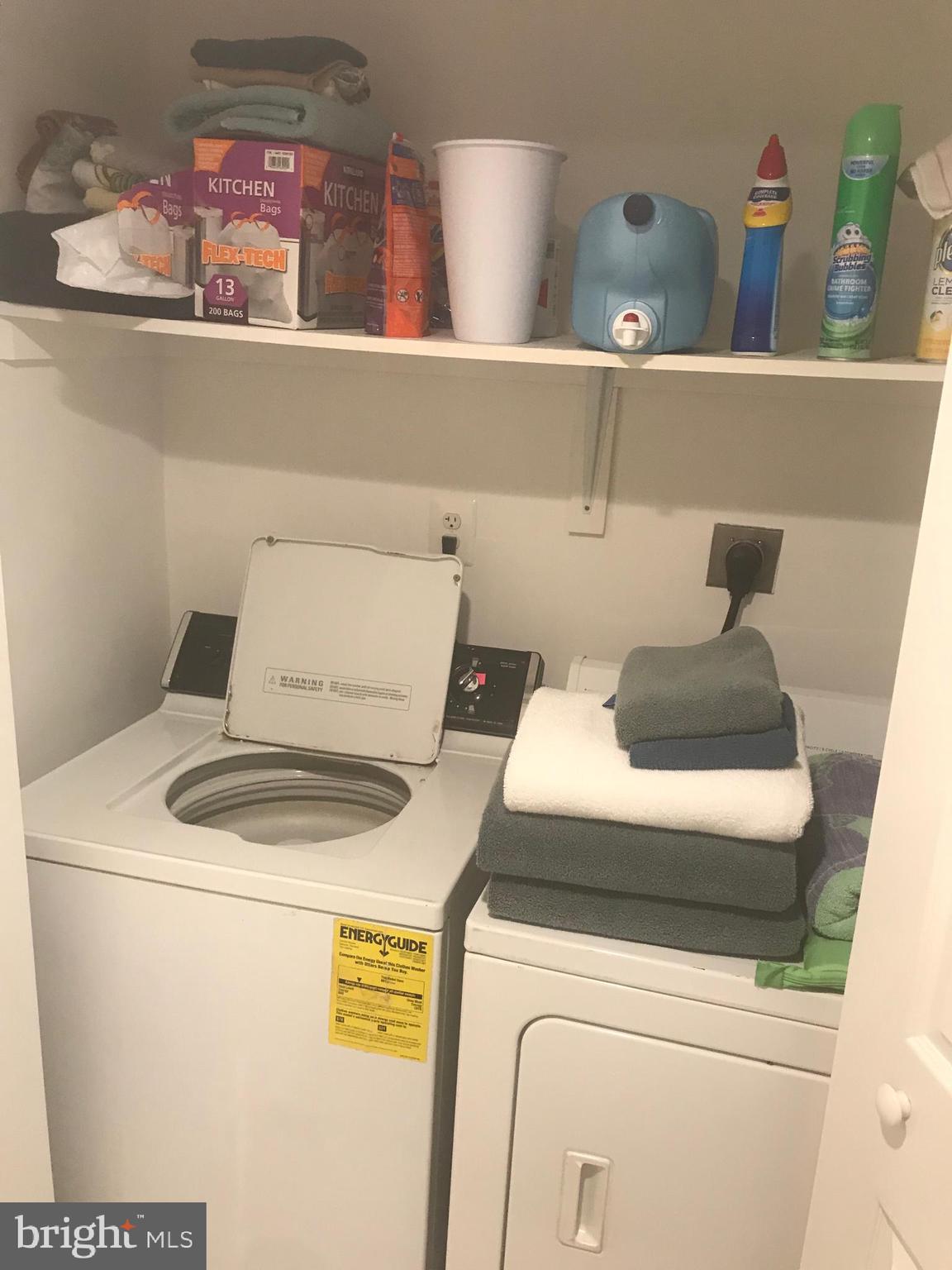 9006 Opera Alley Manassas, VA 20110 - Photo 8 of 19 Washer/Dryer