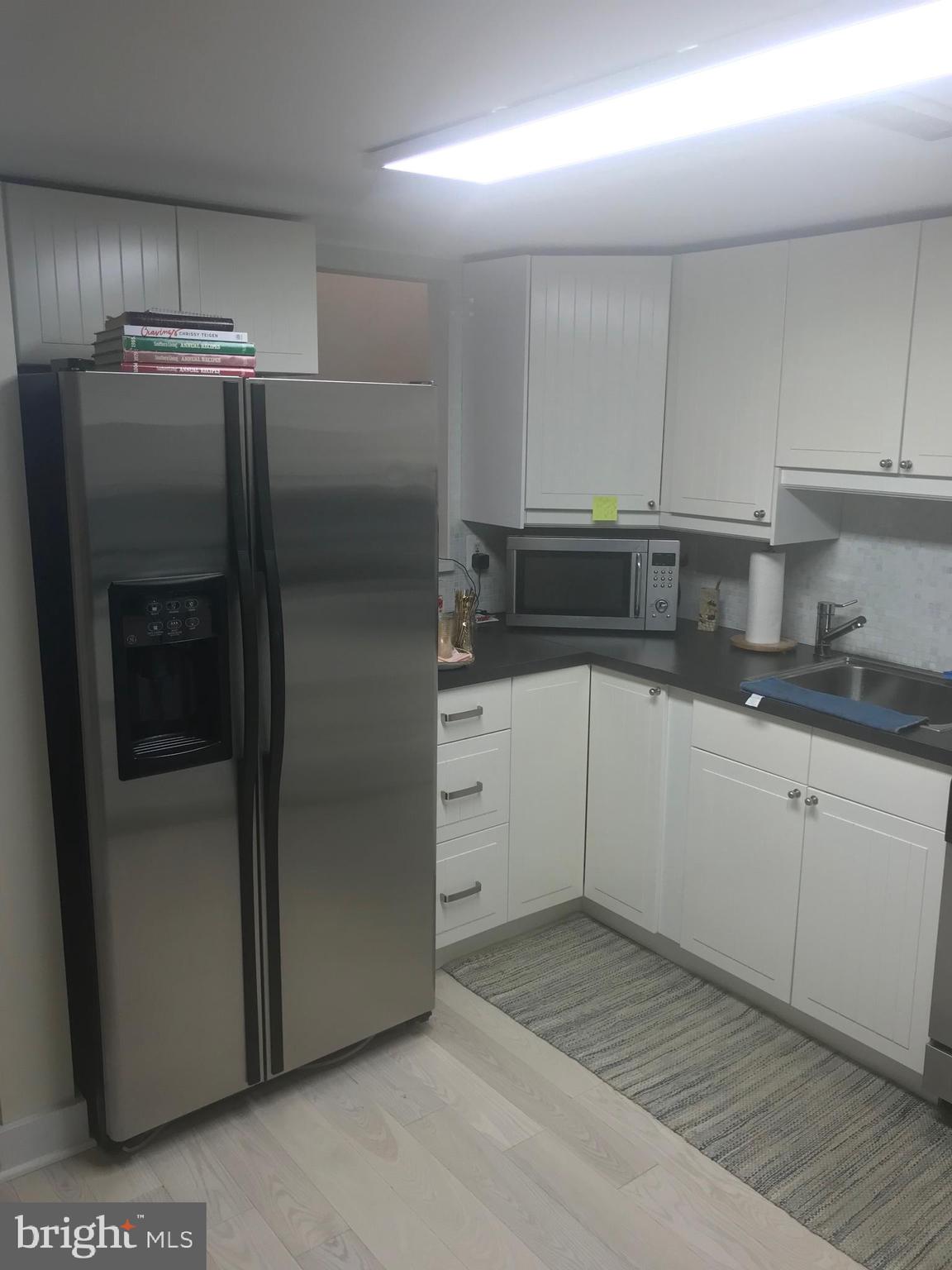 9006 Opera Alley Manassas, VA 20110 - Photo 10 of 19 Updated Kitchen