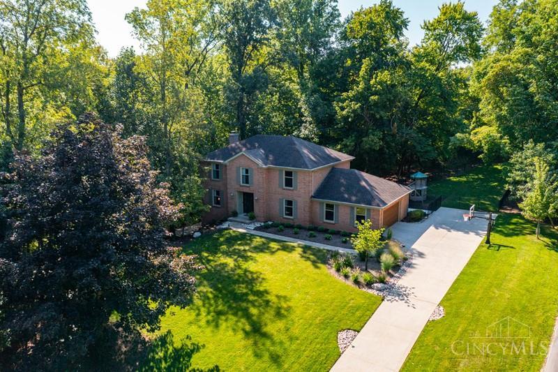 9207 Old Coach Road Cincinnati, OH 45249 - Photo 3 of 41