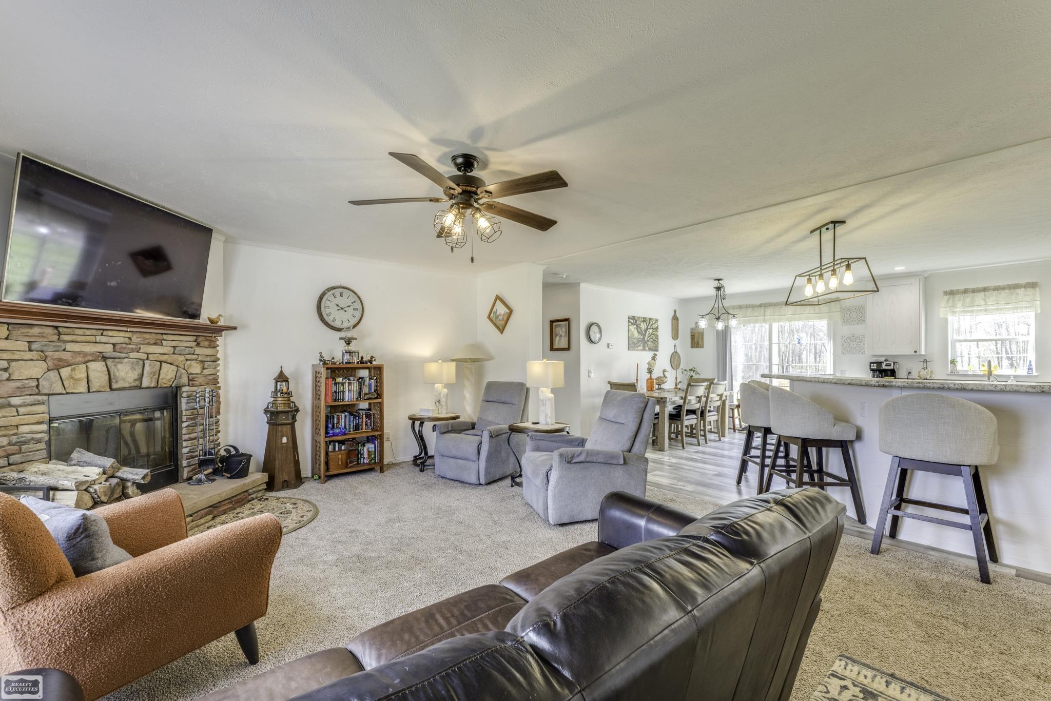 9559 Arnold Road Fair Haven, MI 48023 - Photo 4 of 29