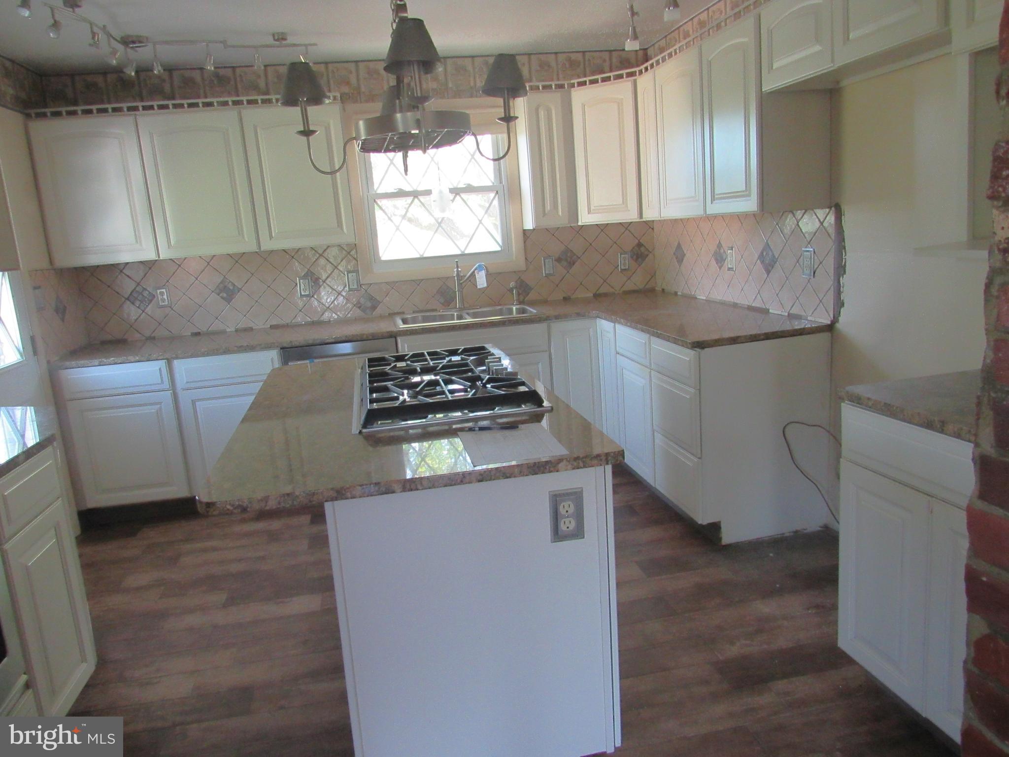 96 Kendale Road Red Lion, PA 17356 - Photo 6 of 15 Gallery Image 6