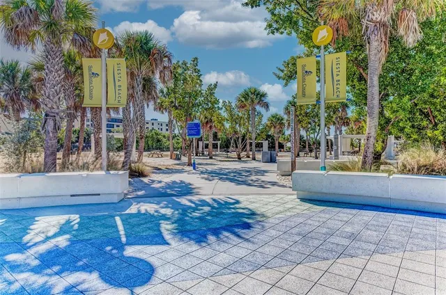 $7,500 | 1137 North Moonmist Court, Unit L7, Sarasota, FL 34242