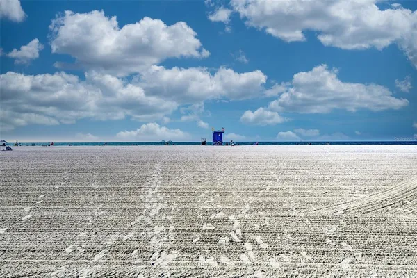 $7,500 | 1137 North Moonmist Court, Unit L7, Sarasota, FL 34242