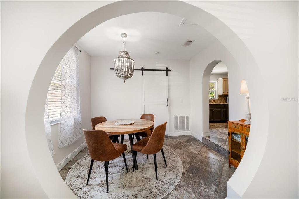 437 Lexington Street Dunedin, FL 34698 - Photo 8 of 27