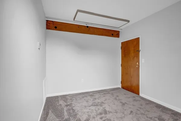 $2,500 | 200 Market Street, Unit 117, Lowell, MA 01852