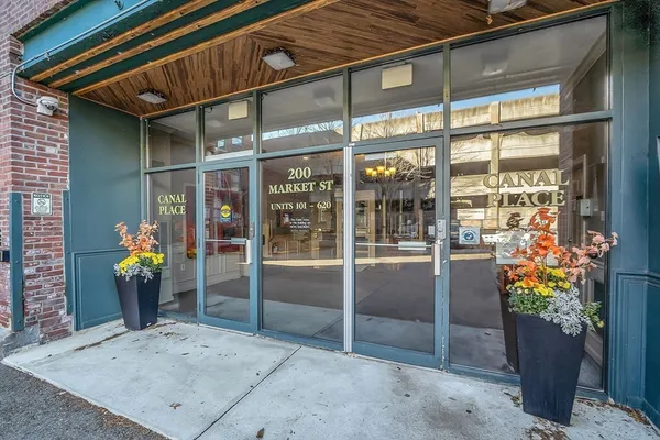 $2,500 | 200 Market Street, Unit 117, Lowell, MA 01852