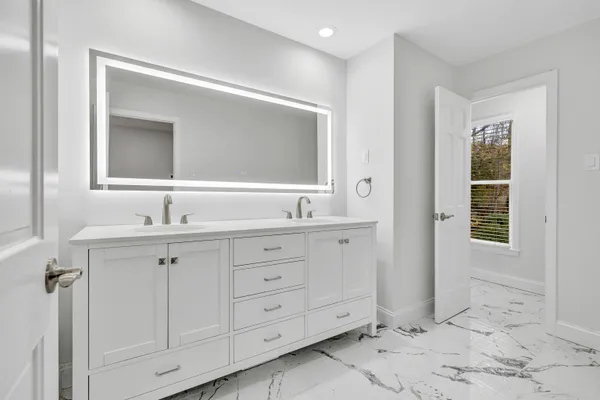 $1,200,000 | 93 Putting Green Road North, Trumbull, CT 06611