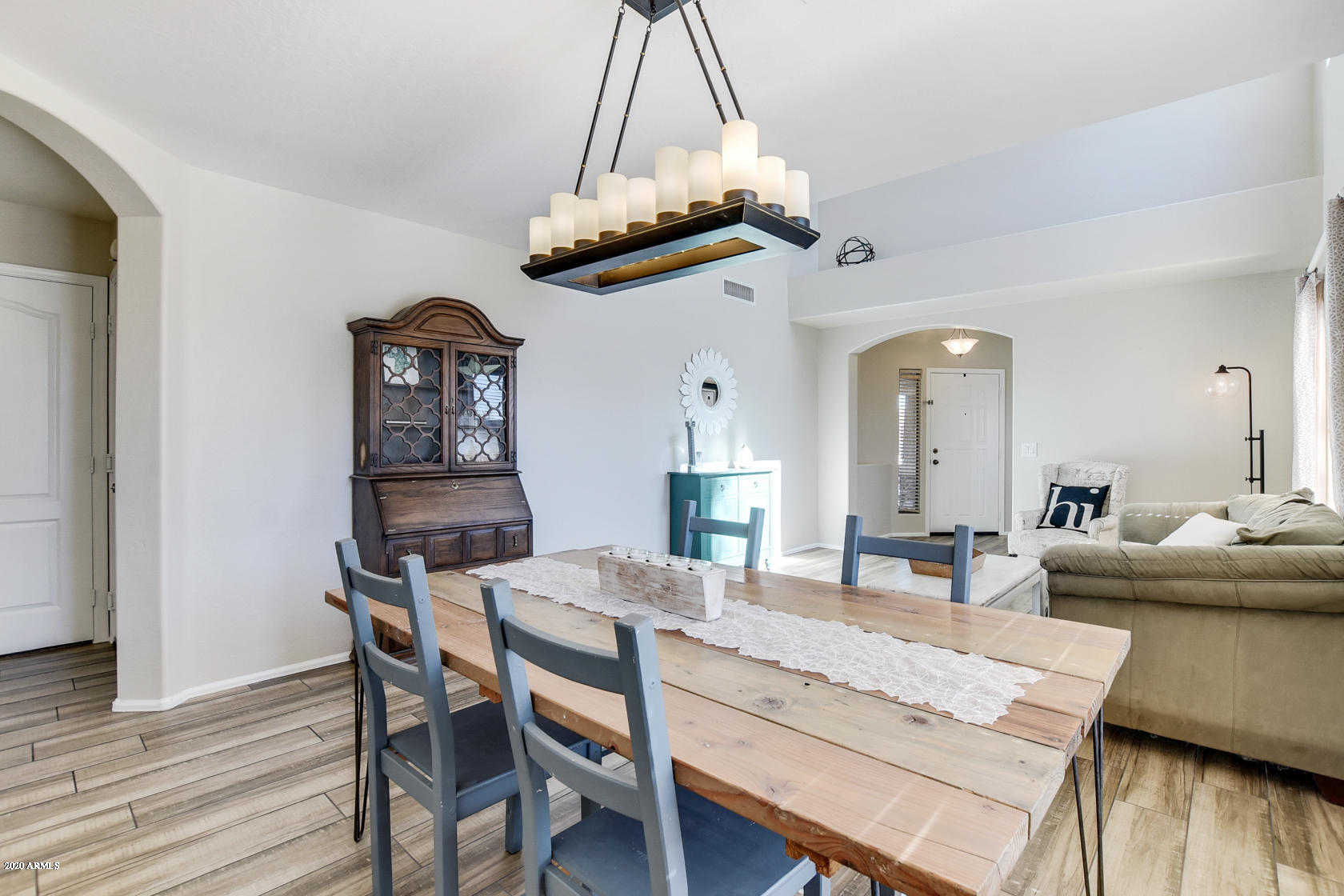 2835 East Jj Ranch Road Phoenix, AZ 85024 - Photo 7 of 42 6-Dining Room