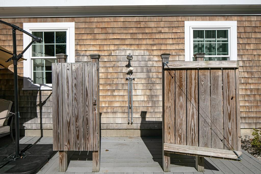 21 Acushnet Road Mattapoisett, MA 02739 - Photo 8 of 30 Gallery Image 8