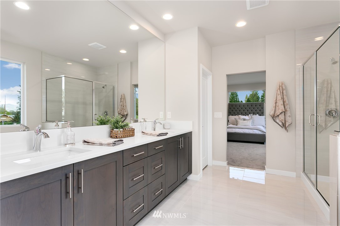 16202 114th Avenue Southeast Renton, WA 98055 - Photo 13 of 22 Gallery Image 13