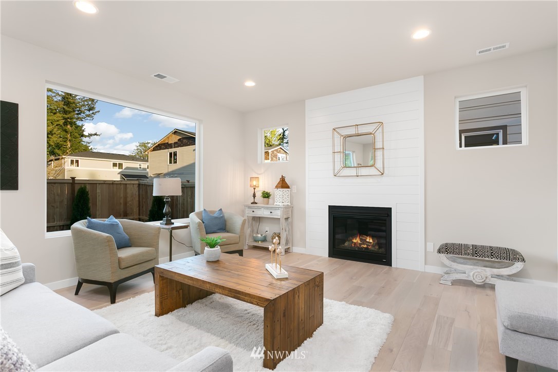 16202 114th Avenue Southeast Renton, WA 98055 - Photo 6 of 22 Gallery Image 6