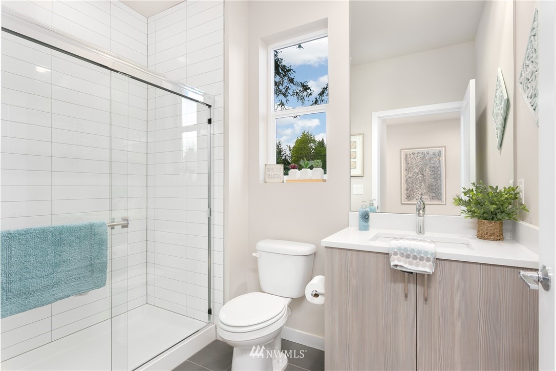 16202 114th Avenue Southeast Renton, WA 98055 - Photo 10 of 22 Gallery Image 10