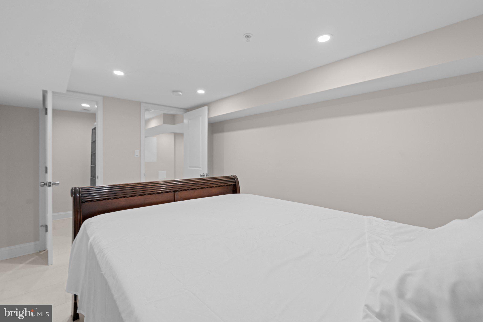 141 V Street Northeast, Unit 1 Washington, DC 20002 - Photo 29 of 35 Gallery Image 29