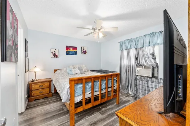 $194,900 | 2890 Northeast 43rd Place, Ocala, FL 34479