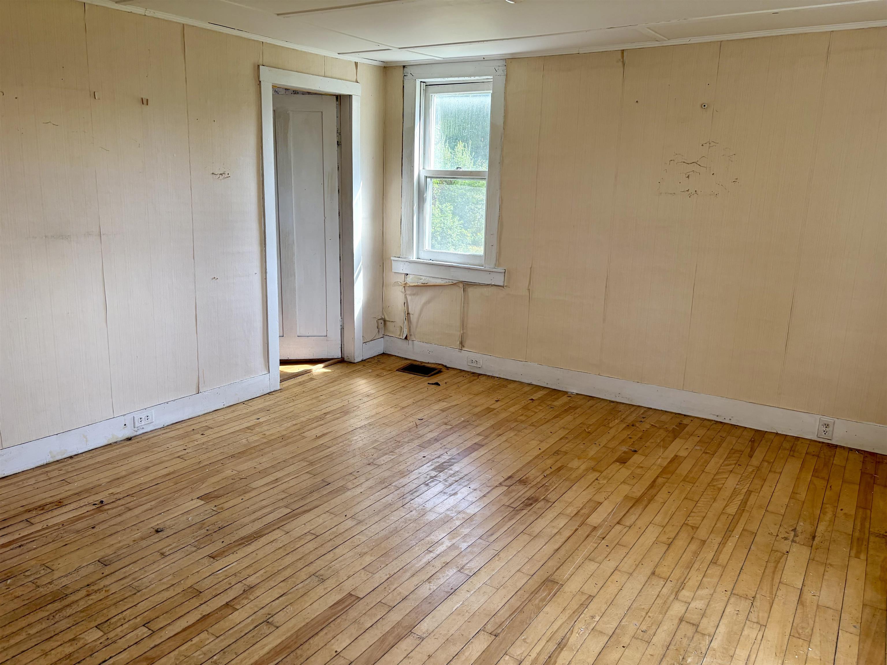 169 Hall Road Whitefield, NH 03598 - Photo 9 of 11 Gallery Image 9