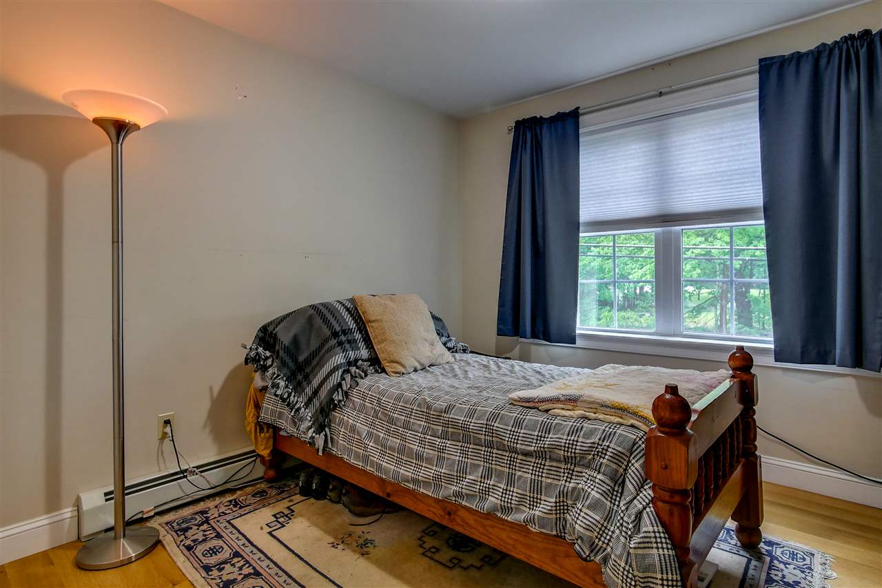 3 Main Street Sandown, NH 03873 - Photo 11 of 32