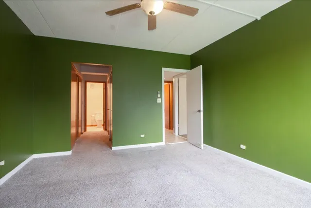 $149,900 | 1424 Woodbridge Road, Unit 2C, Joliet, IL 60436