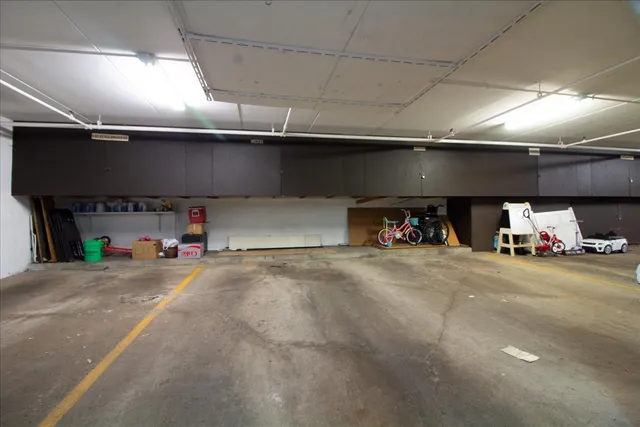 $149,900 | 1424 Woodbridge Road, Unit 2C, Joliet, IL 60436