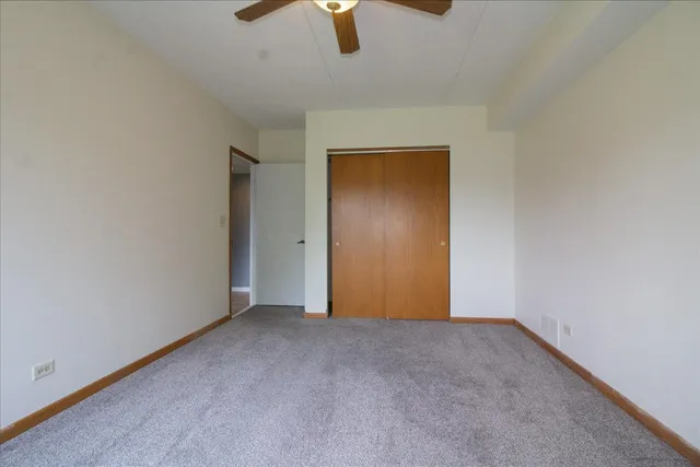 $149,900 | 1424 Woodbridge Road, Unit 2C, Joliet, IL 60436