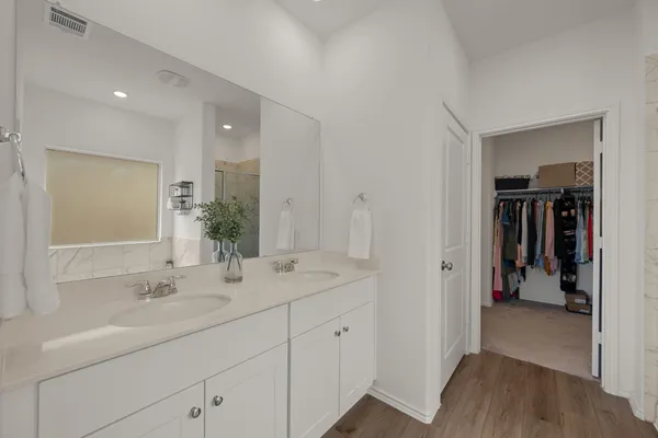 $495,000 | 204 Lone Cedar Road, Marble Falls, TX 78654