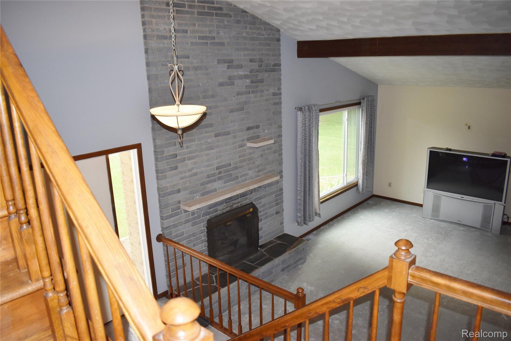 6500 Sharpe Road Fowlerville, MI 48836 - Photo 7 of 17 DSC_0140.JPG