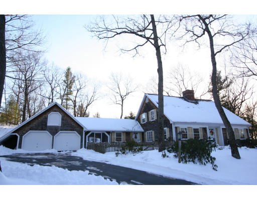 11 Wayland Hills Road Wayland, MA 01778 - Photo 1 of 9 Gallery Image 1