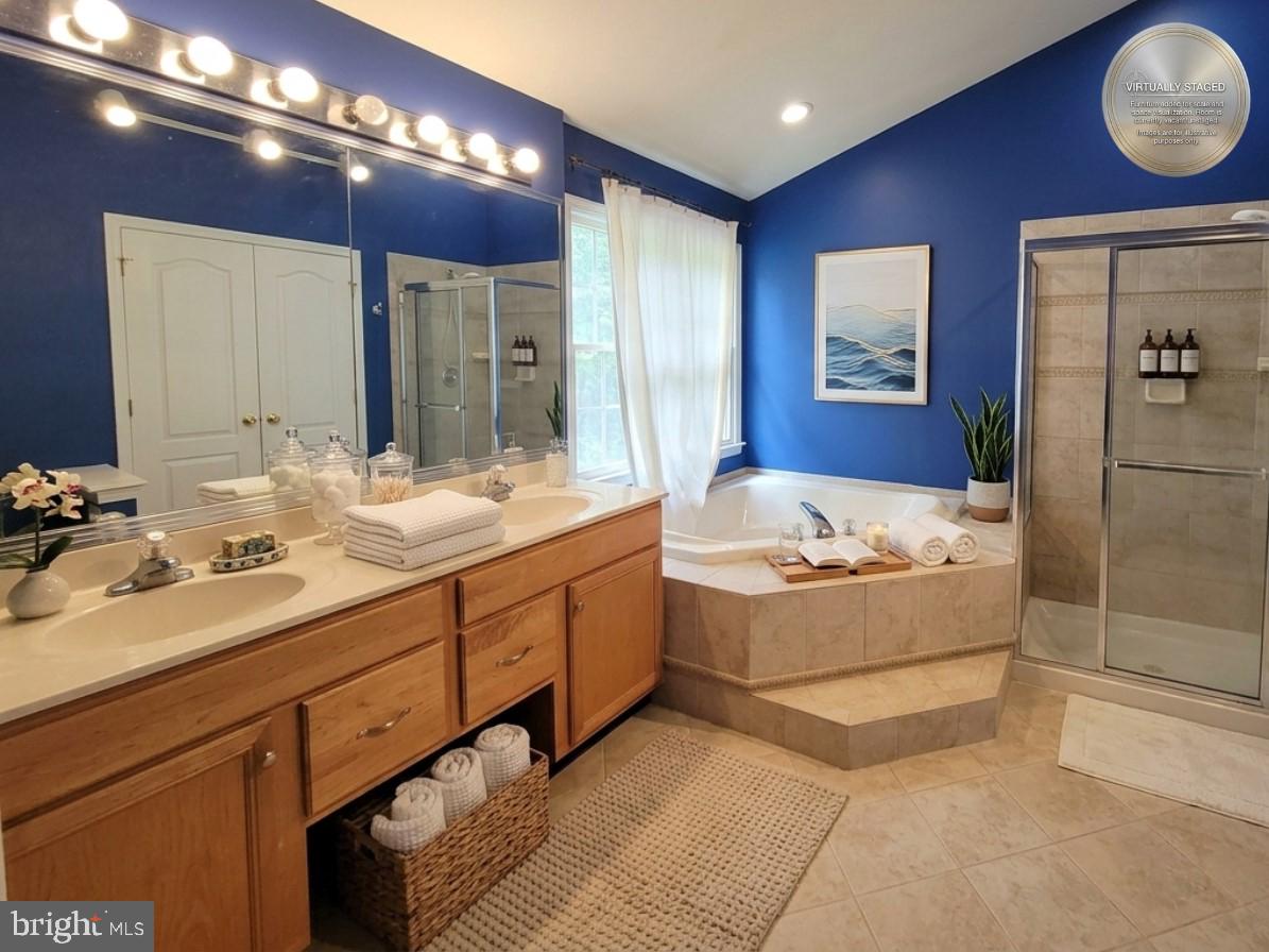3825 Green Ridge Road Furlong, PA 18925 - Photo 9 of 21 Serene blue oasis for relaxation.