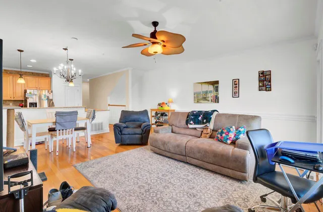 $450,735 | 124 Summers Creek Court, Unit 1093, Mount Pleasant, SC 29464