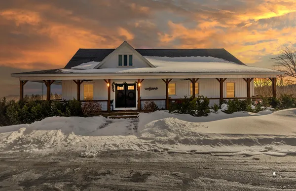 $725,000 | 125 Shaw Hill Road, Hampden, ME 04444