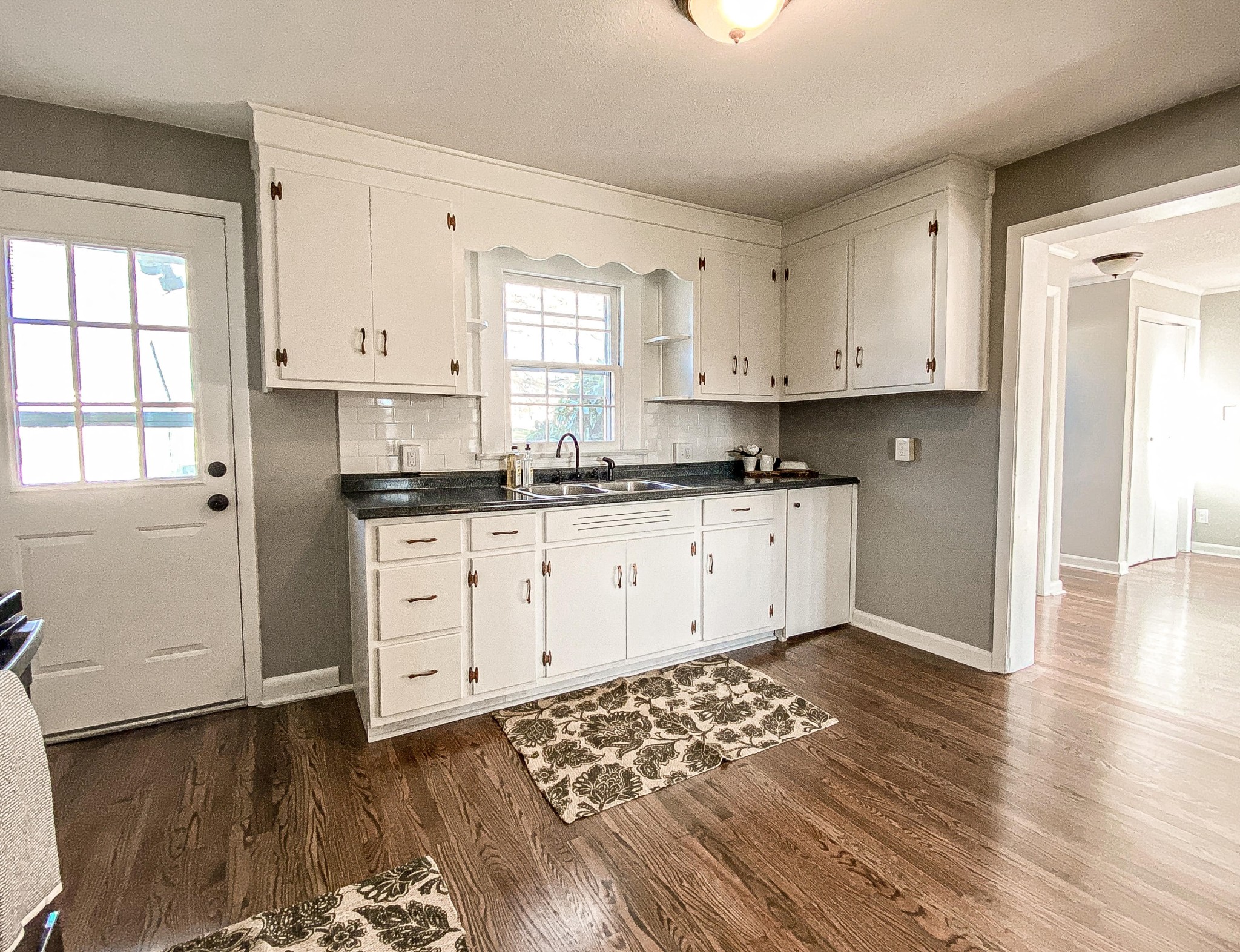 305 Dante Road Knoxville, TN 37918 - Photo 10 of 21 Gallery Image 10