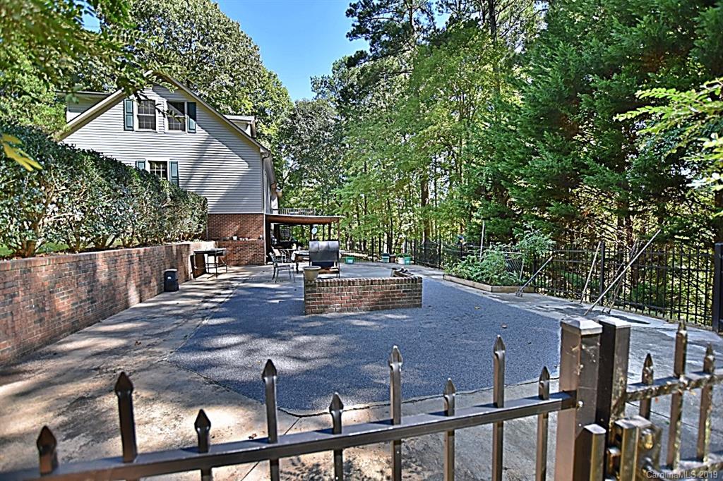 3550 Dobys Bridge Road Fort Mill, SC 29715 - Photo 27 of 48 a view of a house with a patio