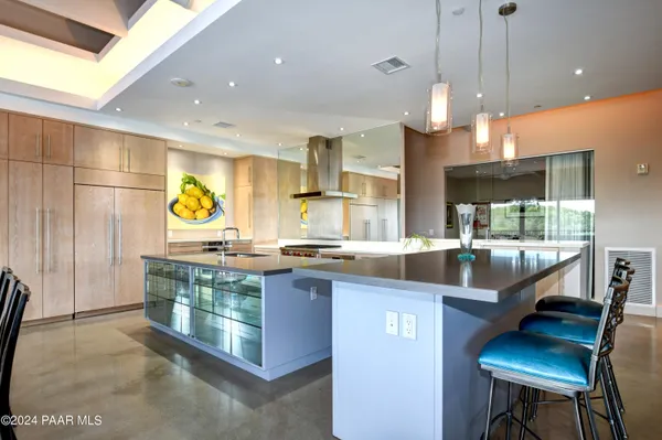 $1,249,000 | 325 West Gurley Street, Unit 302, Prescott, AZ 86301