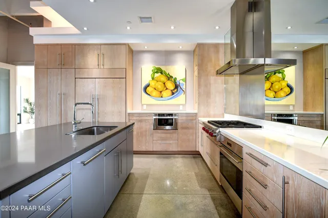 $1,349,000 | 325 West Gurley Street, Unit 302, Prescott, AZ 86301