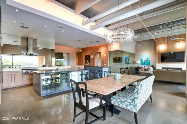 $1,249,000 | 325 West Gurley Street, Unit 302, Prescott, AZ 86301