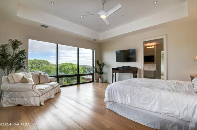 $1,349,000 | 325 West Gurley Street, Unit 302, Prescott, AZ 86301