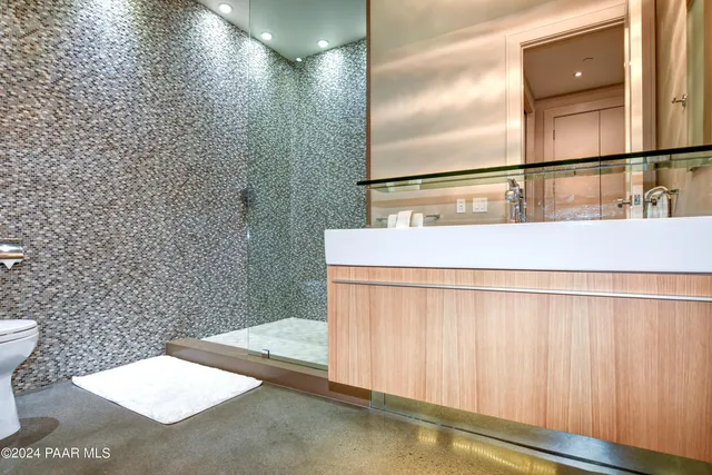 $1,349,000 | 325 West Gurley Street, Unit 302, Prescott, AZ 86301