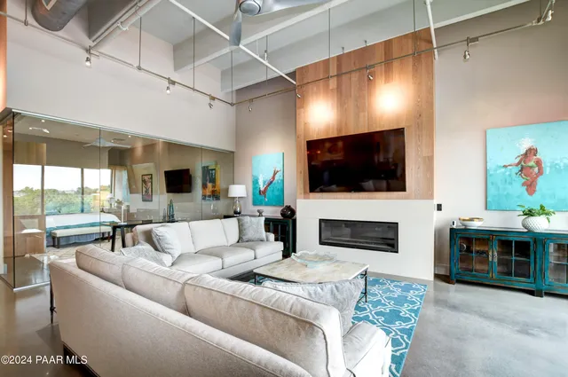 $1,349,000 | 325 West Gurley Street, Unit 302, Prescott, AZ 86301