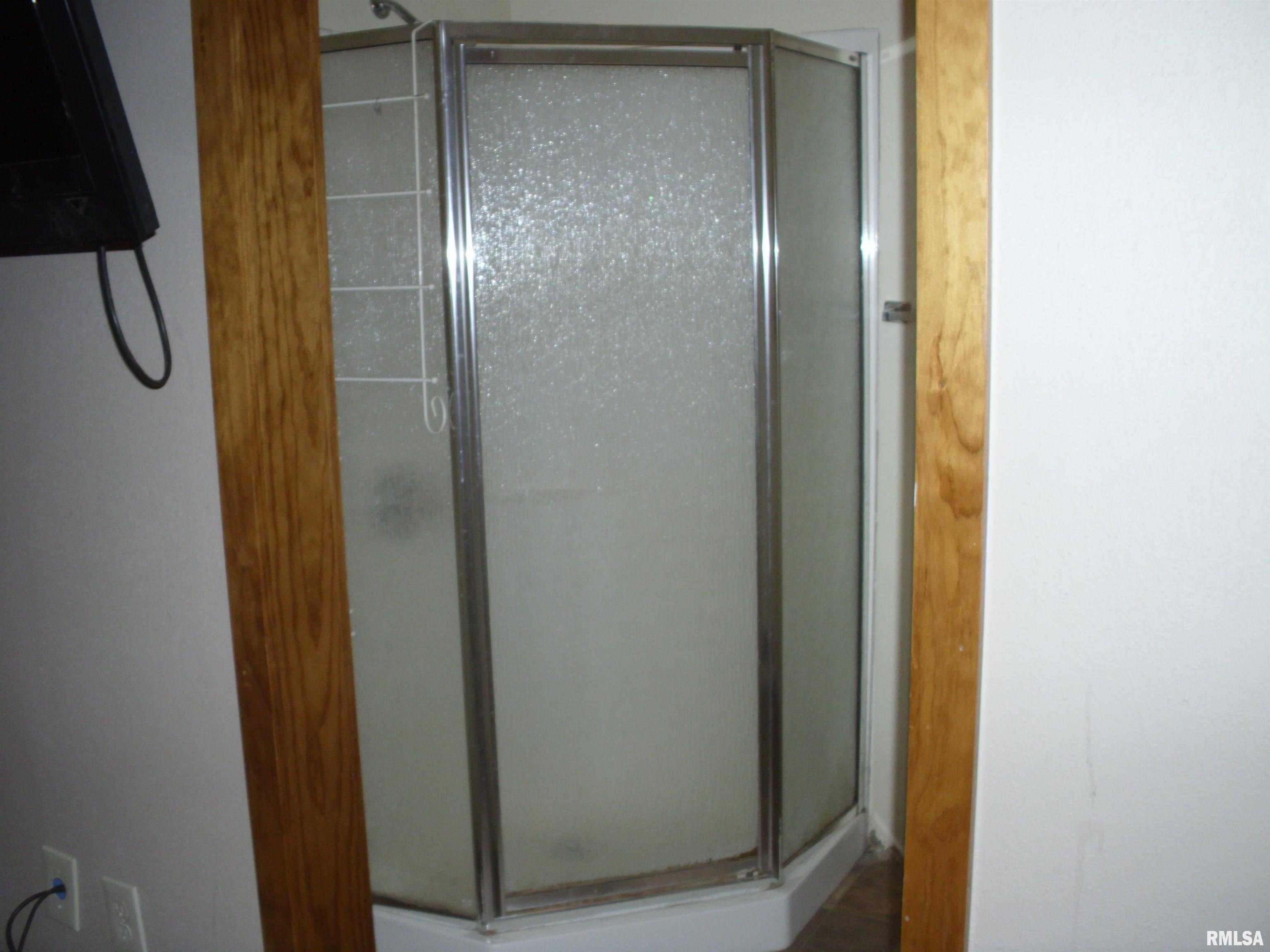 16670 6 Corners Road Virginia, IL 62691 - Photo 23 of 51 Gallery Image 23