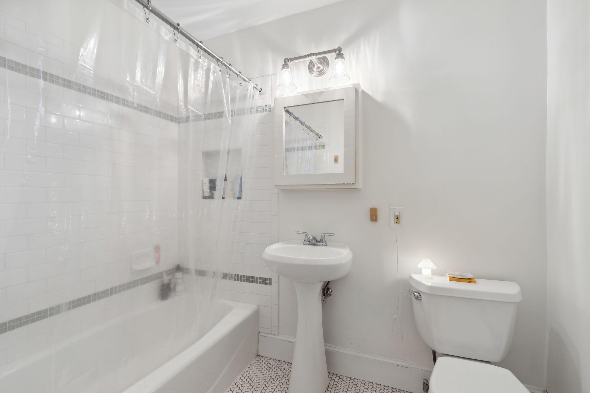 55 Pitt Street, Unit 4 Portland, ME 04103 - Photo 15 of 21 Bath 1