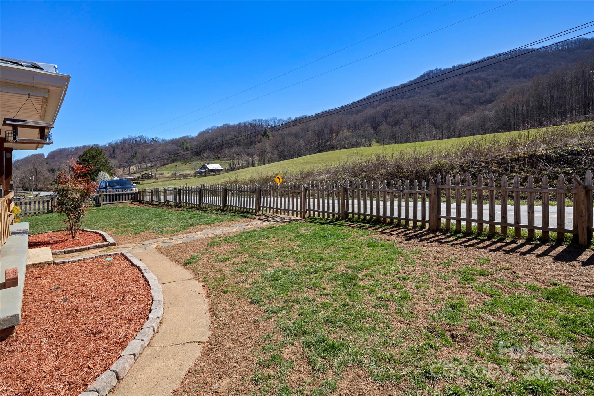 1383 Newfound Road Leicester, NC 28748 - Photo 8 of 39 Gallery Image 8