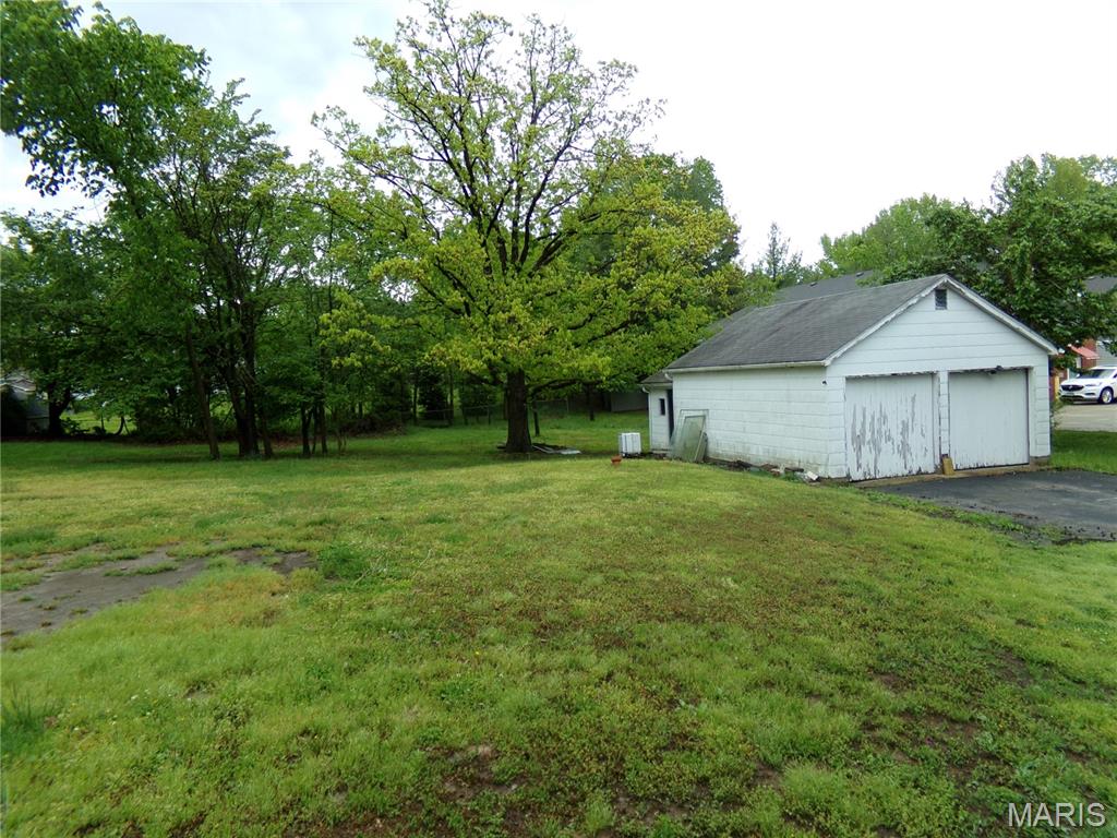 200 Old State Road Ellisville, MO 63021 - Photo 2 of 10