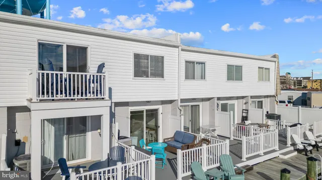 $385,000 | 207 136th Street, Unit 207, Ocean City, MD 21842