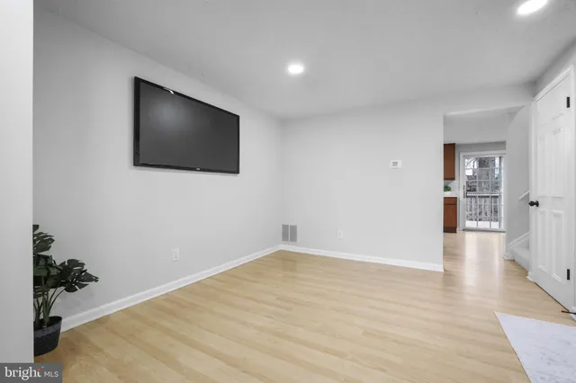 $385,000 | 3004 North Dale Lane, Bowie, MD 20716