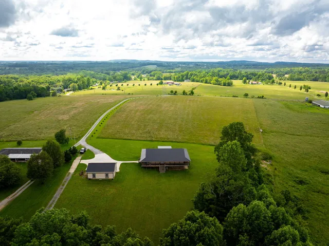 $619,000 | 265 Peace View Lane, Dayton, TN 37321