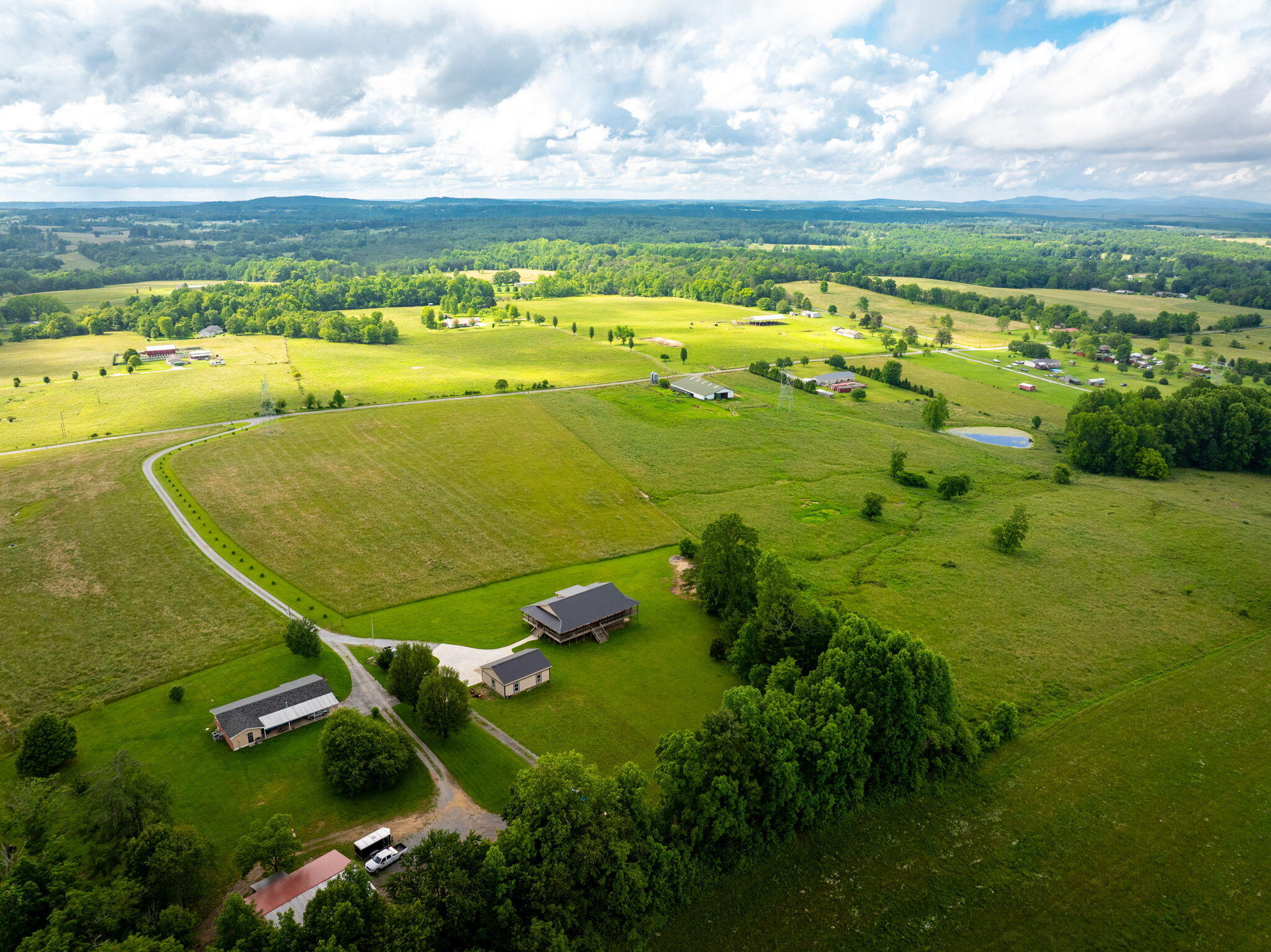 265 Peace View Lane Dayton, TN 37321 - Photo 15 of 56 15-web-or-mls-DJI_20250528150248_0451_D-