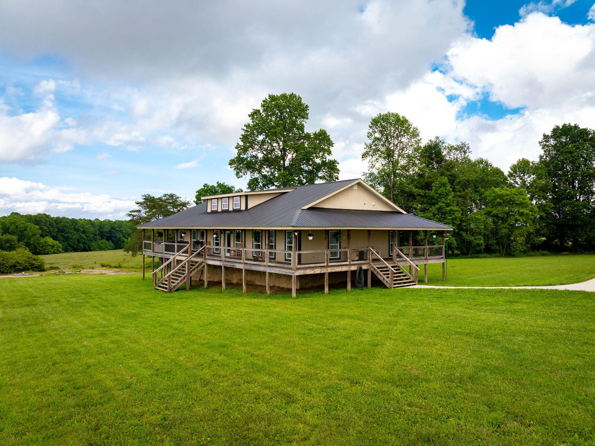 265 Peace View Lane Dayton, TN 37321 - Photo 3 of 56 3-web-or-mls-DJI_20250528145942_0441_D-1